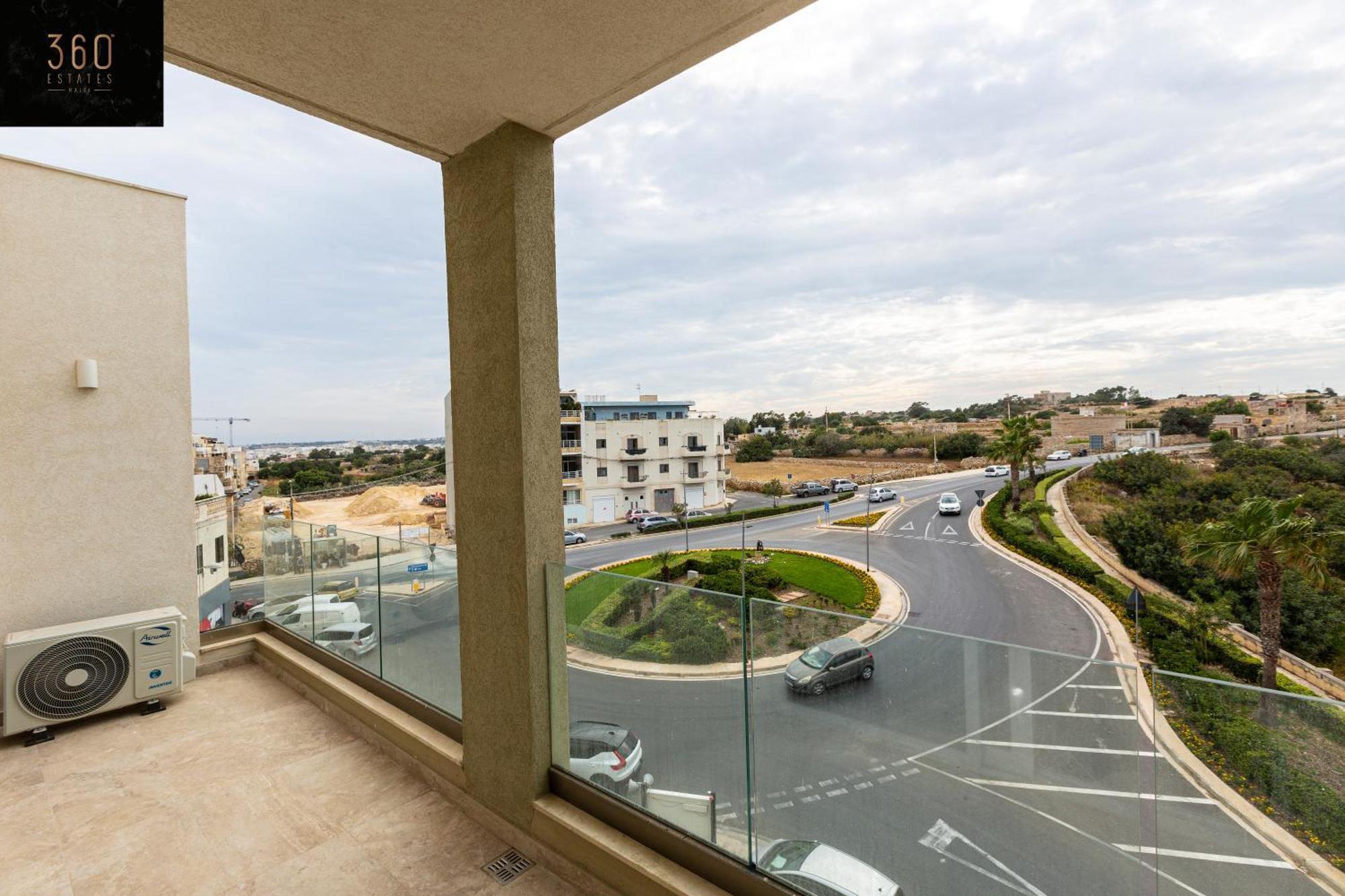 Beautiful 3Br Home With Private Balcony With Wifi & Ac By 360 Estates Marsaxlokk Exterior photo